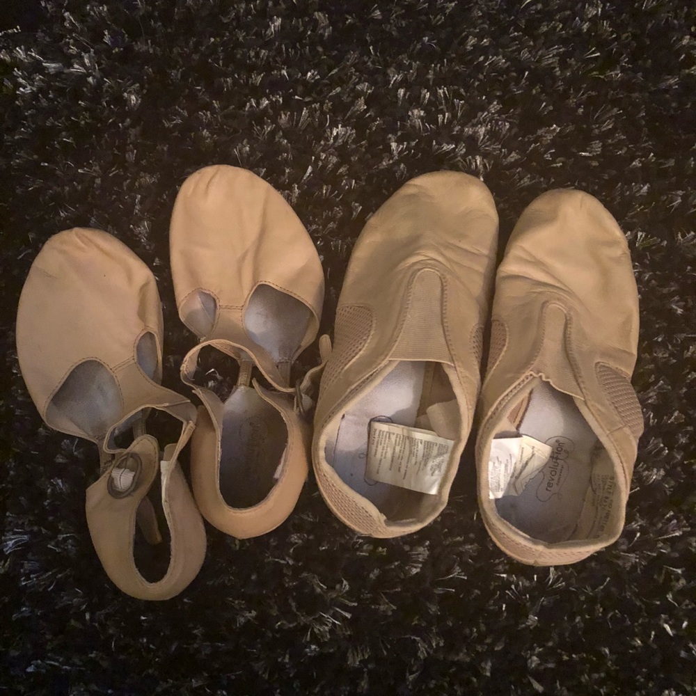🍭Bundle🍭-2 Pairs of Dance/Color Guard Shoes